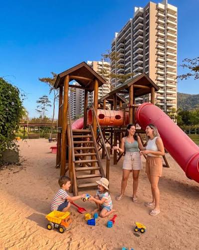 Playground do Parque Ilha Pura